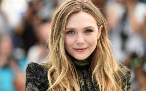 Elizabeth Olsens Height, Weight, Bio, Measurements。